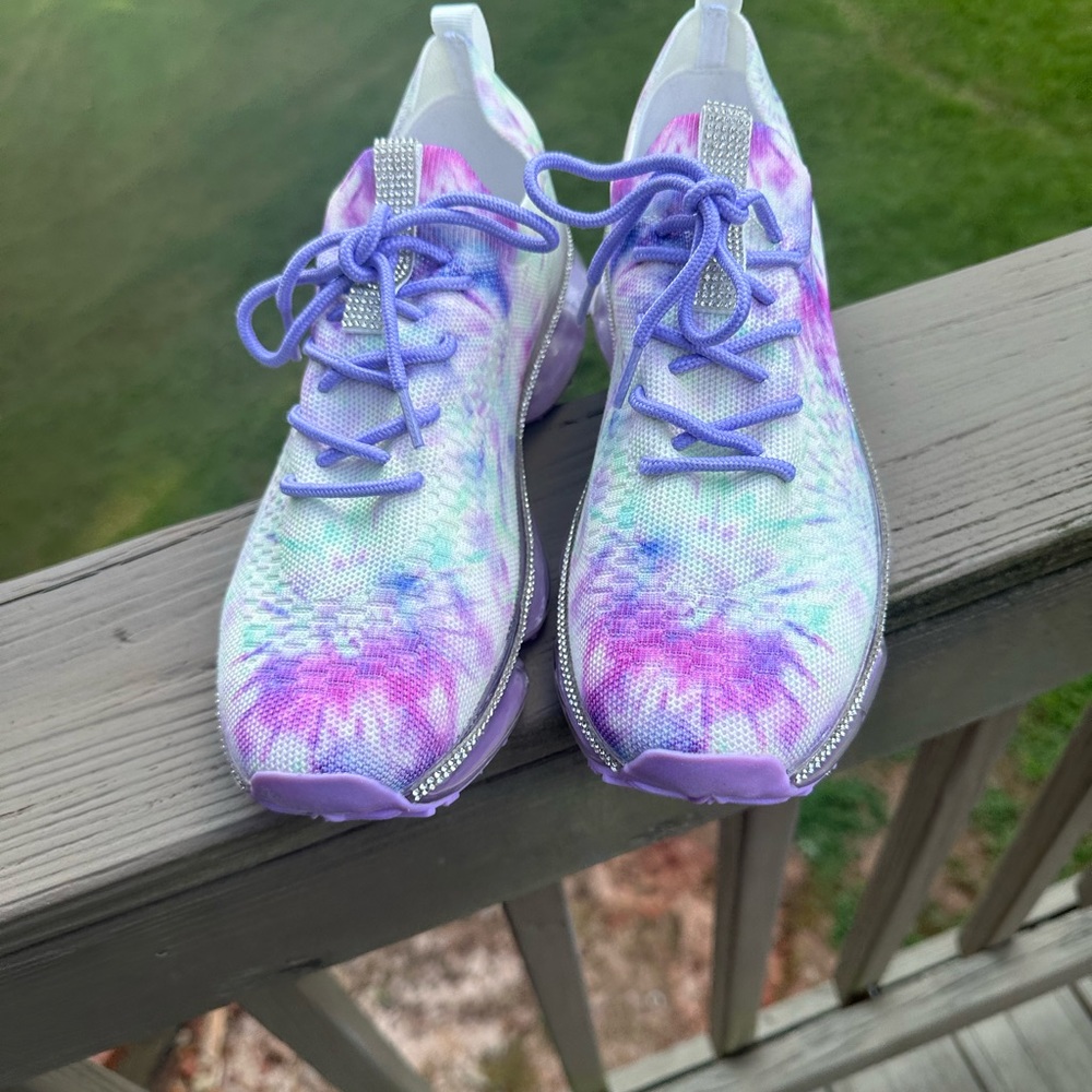 !!!Beautiful Bling!!! Tie Dye Slip-On Sneakers in Purple